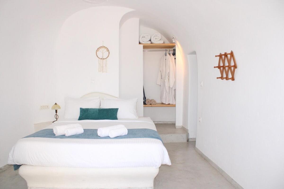 Villa Solasta #1 With Jacuzzi In Santorini Akrotírion 외부 사진
